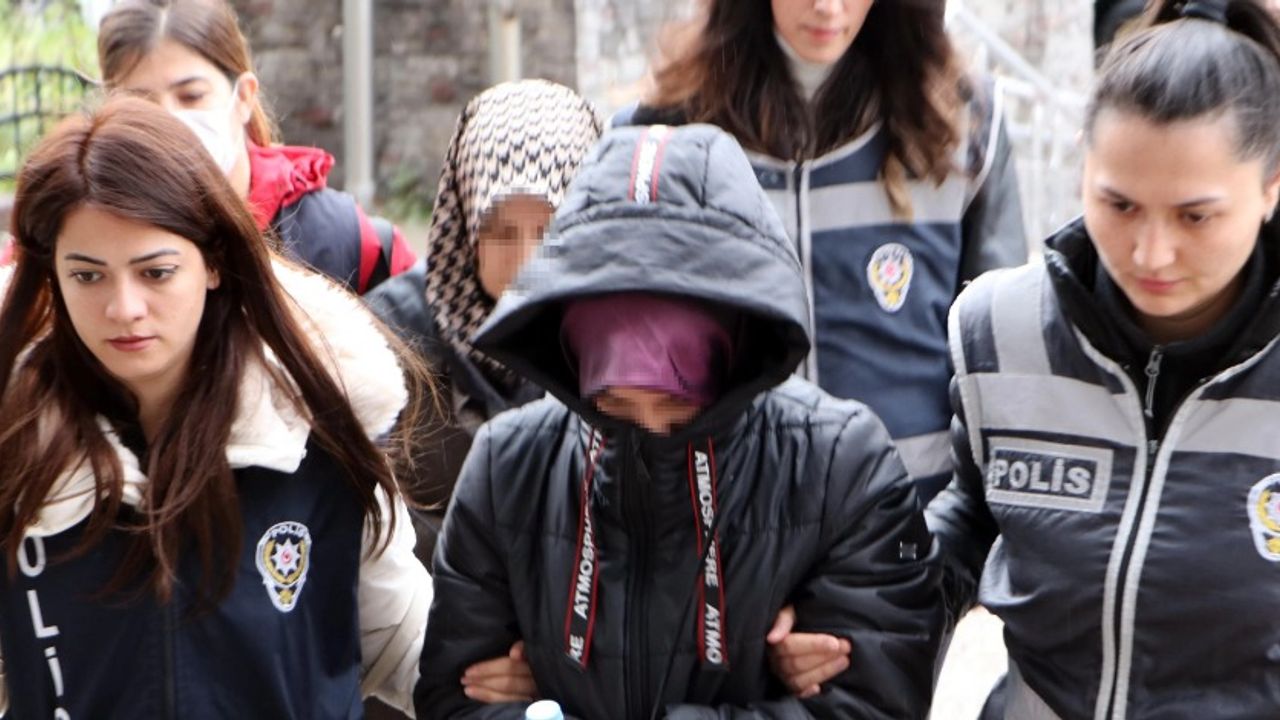 Erzurum'da FETÖ operasyonu: 4 gözaltı