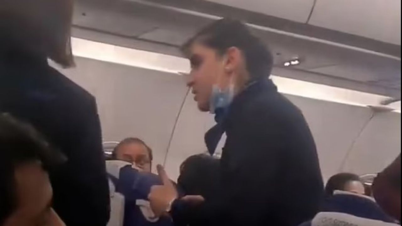 İstanbul’dan hareket eden uçakta gergin anlar! Hostes sinir krizi geçirdi