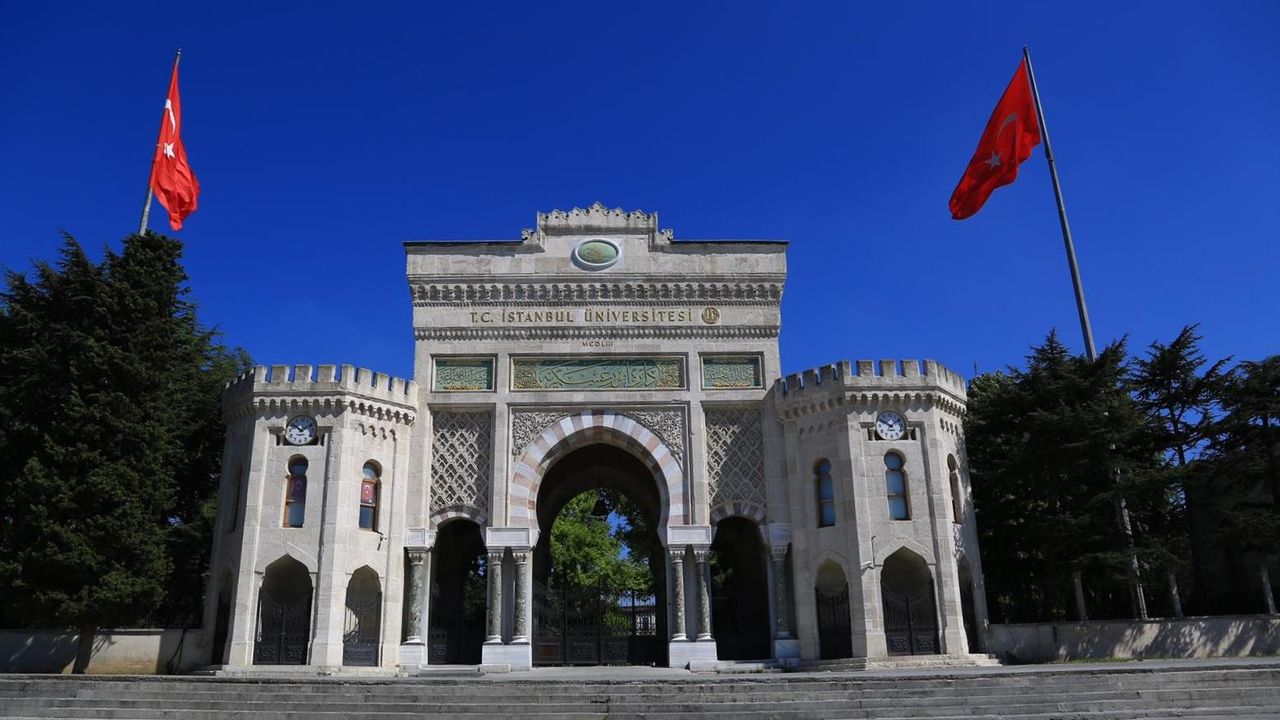 İstanbul Üniversitesi 20 Öğretim Üyesi alıyor