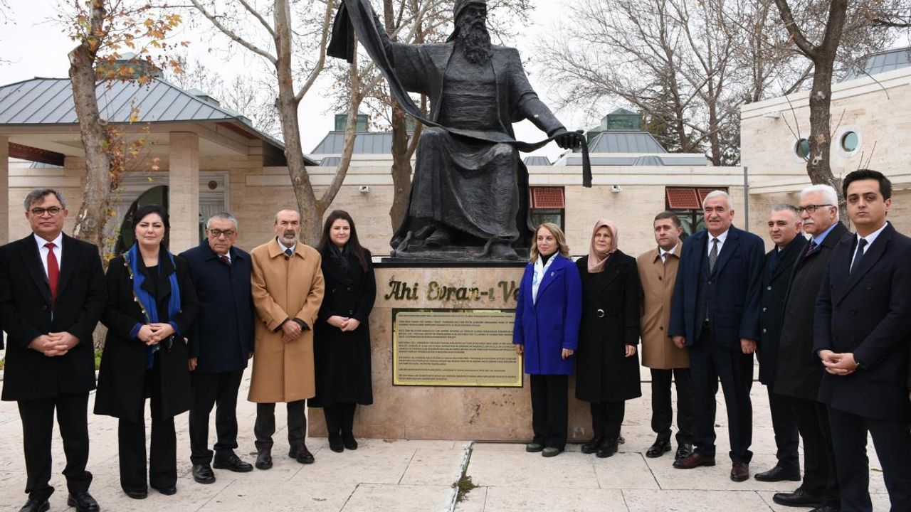 MHP'nin "Adım Adım 2023, Ahilerle Gününüz Bereketli Olsun" programı Kırşehir'den başladı