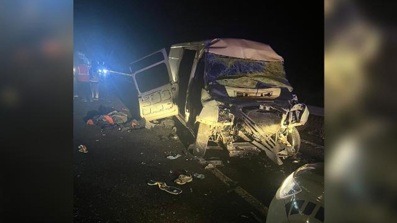 Ankara'daki trafik kazasında 21 kişi yaralandı