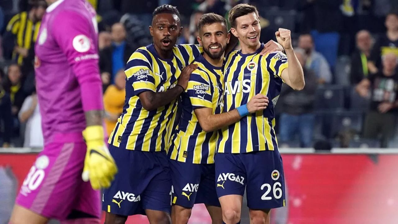 Beşiktaş'tan Fenerbahçe'ye 1 milyon avroluk teklif