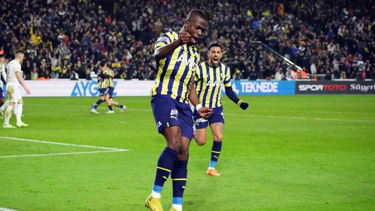 Fenerbahçe’de Alex'ten sonra bir ilk!