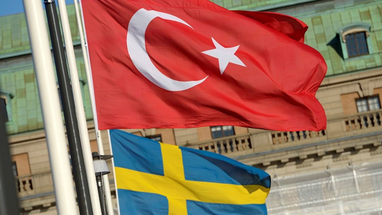 Bu kez de PKK'lılar! Kur'an-ı Kerim'e alçak saldırı sonrası İsveç'te yeni provokasyon