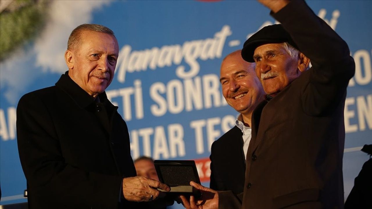 Cumhurbaşkanı Erdoğan: Manavgat'ta afet köy konutlarını yüzde 66 indirimle sahiplerine vereceğiz