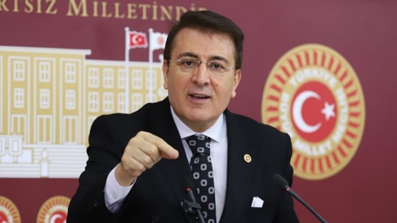 AK Parti'den Altılı Masa'nın mutabakat metnine tepki: HDP'nin talebini buraya derç etmişler