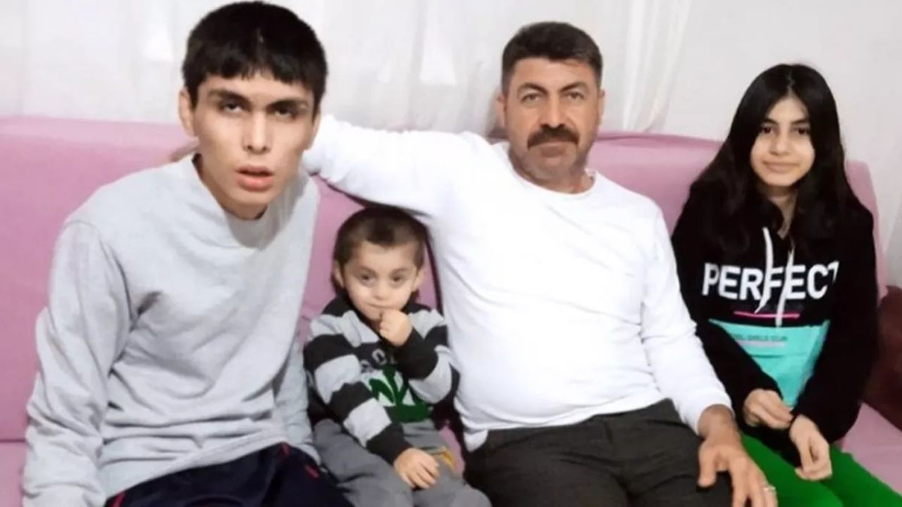 Adana Büyükşehir Belediyesi MHP'li diye işten çıkardı: Otizmli oğlumdan nasıl helallik alacaksınız?