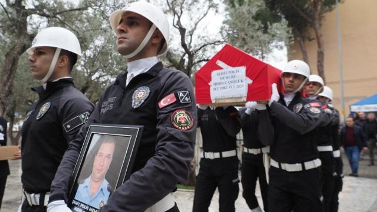 Şehit polis memuru Canoluk, Aydın'da son yolculuğuna uğurlandı