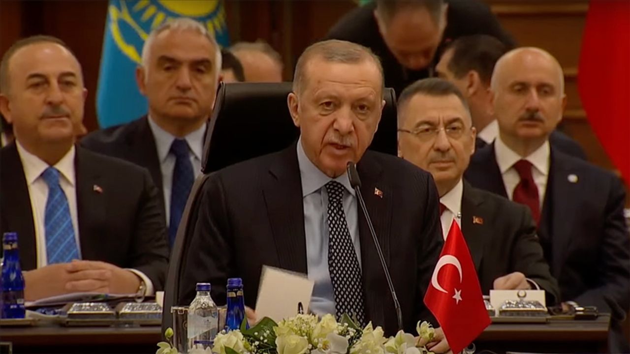 Cumhurbaşkanı Erdoğan: Deprem bölgesinde 650 bin konut yaparak teslim edeceğiz