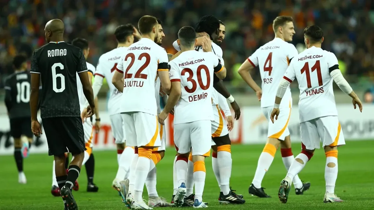 Galatasaray, dostluk maçında Karabağ'ı 2 golle yendi