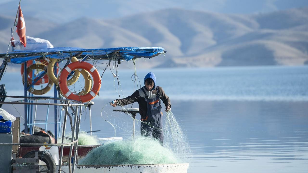 Balıkçılar rotayı uluslararası sulara çevirdi