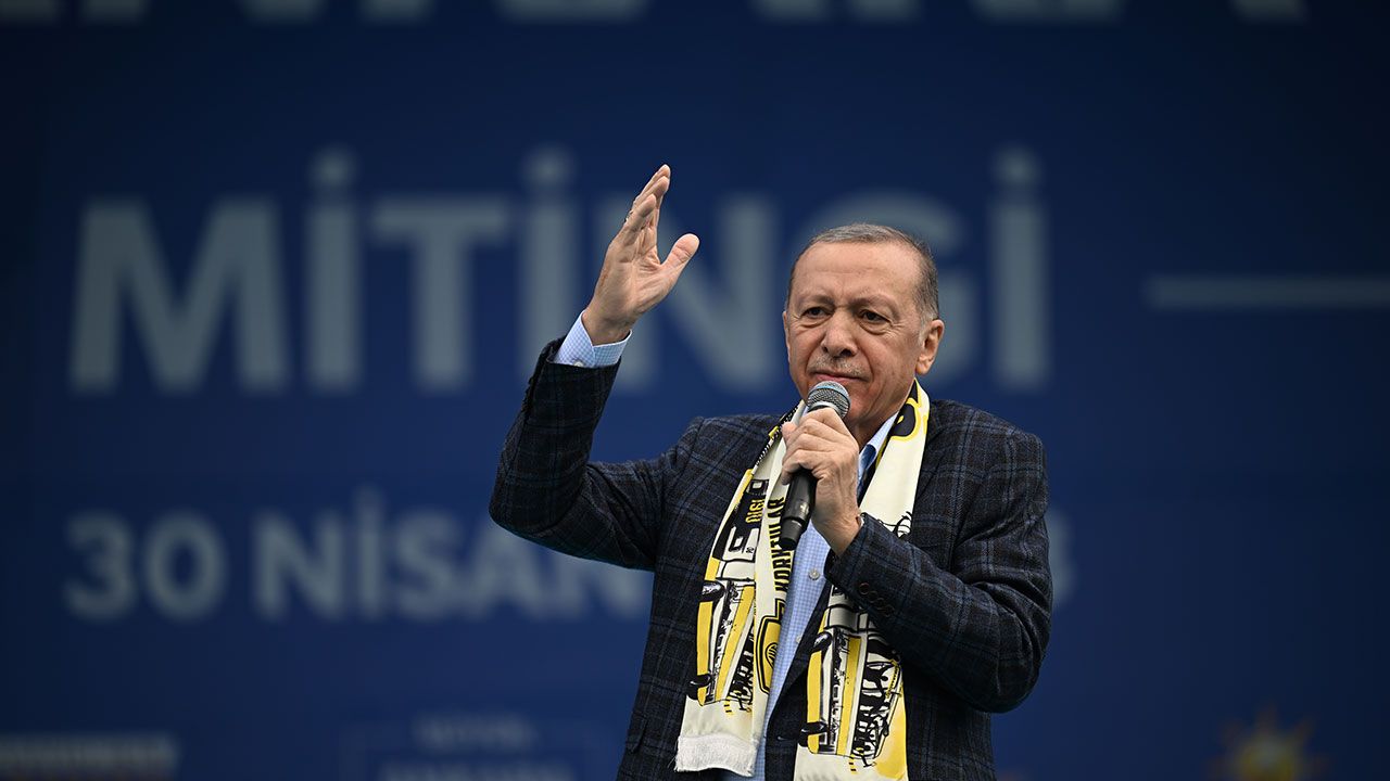 Cumhurbaşkanı Erdoğan: Küreselcisinden tefecisine herkes bunların yanında