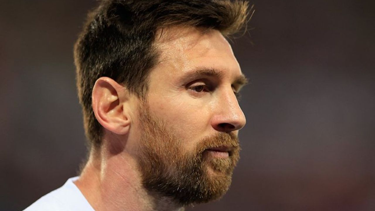 Messi adını bir rekora daha yazdı; PSG, Ligue 1 tarihinin en iyisi oldu