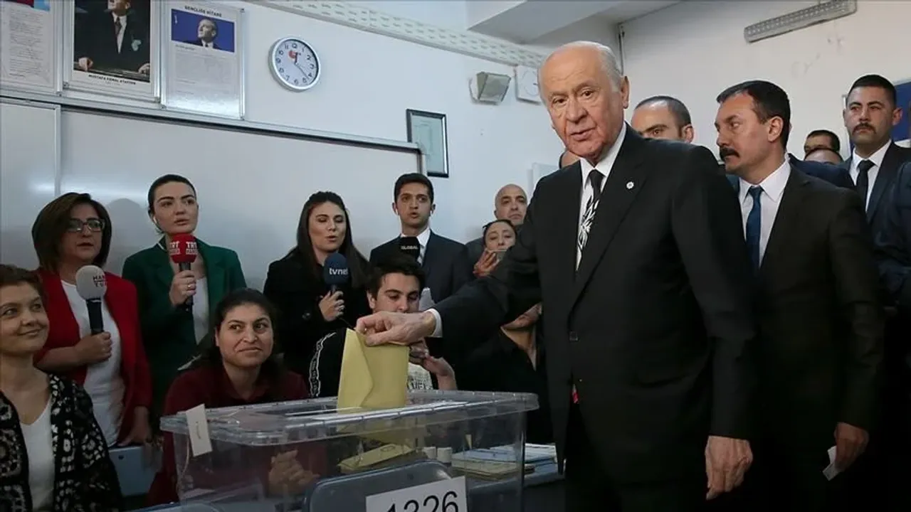 MHP lideri Bahçeli Ankara'da oy verdi: İnşallah seçim hayırlara vesile olacaktır