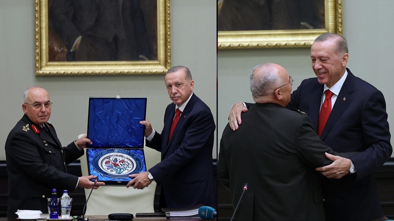 MGK'de duygusal anlar: Cumhurbaşkanı Erdoğan sarılarak teselli etti