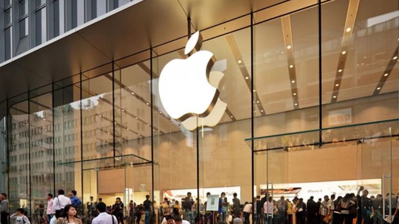 Apple, eski model iPhone telefonları yavaşlattığı gerekçesiyle her bir kullanıcıya para ödeyecek