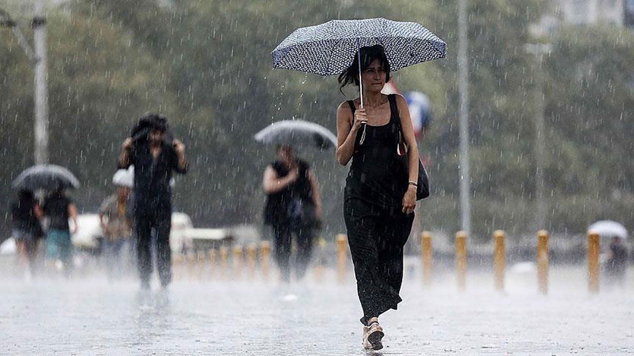 Meteoroloji'den son dakika uyarısı: Kavurucu sıcaklar yerini sağanağa bırakıyor! İstanbul'da yağmur yağacak mı?