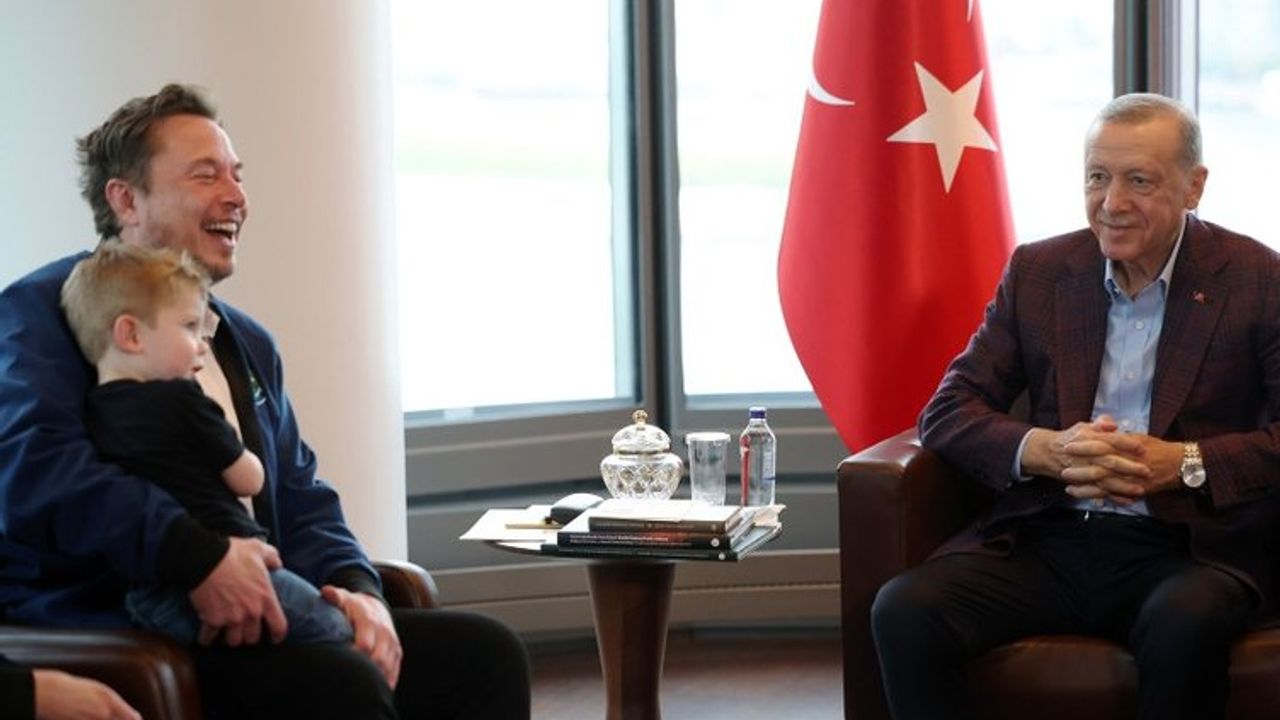 Cumhurbaşkanı Erdoğan’la olan diyalogları gündeme oturdu: Elon Musk neden oğlunu getirdi? İşin aslı belli oldu!