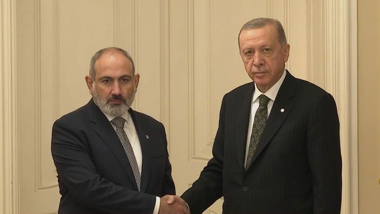 Cumhurbaşkanı Erdoğan, Paşinyan ile görüştü