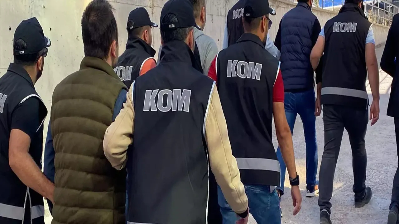 Erzurum'da FETÖ operasyonu: 2 tutuklama