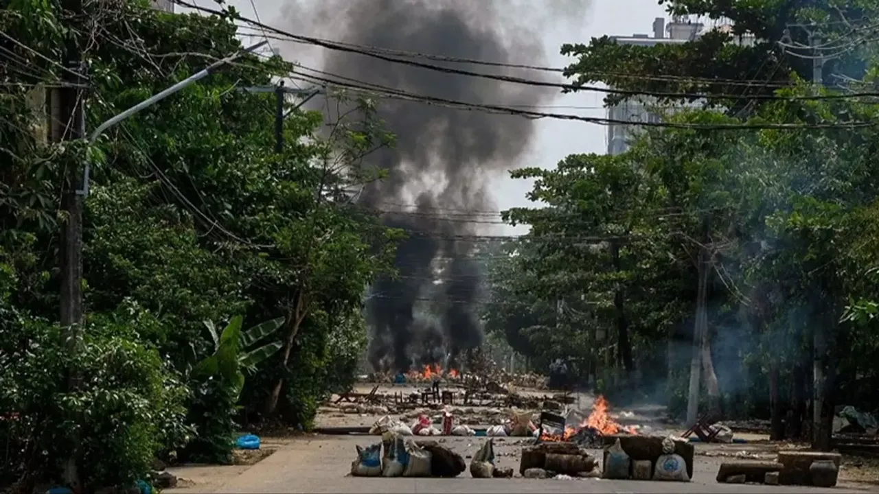 Myanmar'da muhaliflerin düzenlediği iddia edilen İHA saldırısında 5 kişi yaşamını yitirdi