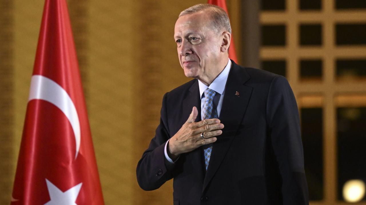 Fransız dergi: Türkiye'nin 100. yılında Cumhurbaşkanı Erdoğan'ın kutlayacak çok şeyi olacak