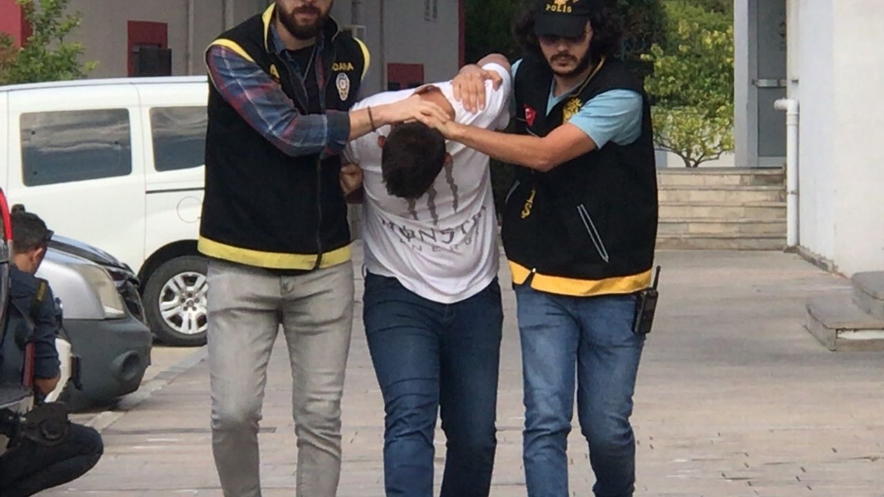 Adana'da genç kadını darbedip çantasını çalan zanlı tutuklandı
