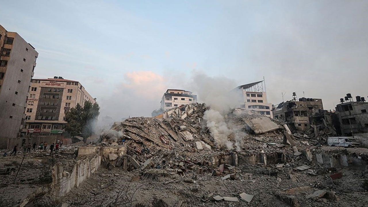 İsrail'in Gazze'ye saldırılarında 256 kişi hayatını kaybetti