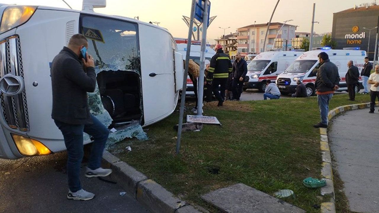 Kocaeli'de işçi servisi ile halk otobüsü çarpıştı: 11 yaralı