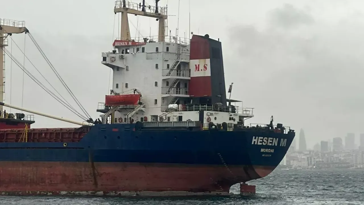 Komoros bayraklı ''Hesen M'' gemisi kurtarıldı
