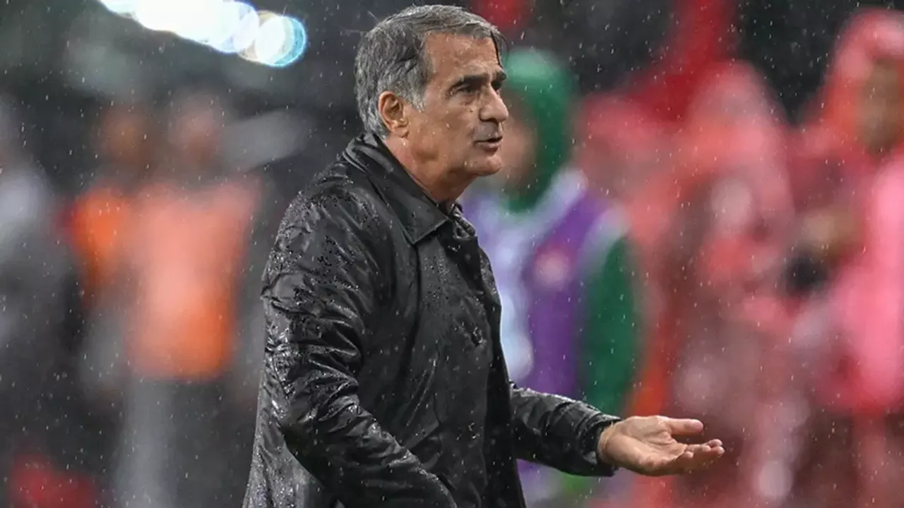 Beşiktaş Teknik direktörü Şenol Güneş, esti gürledi: ''Yayıncı kuruluşa güvenmiyorum''