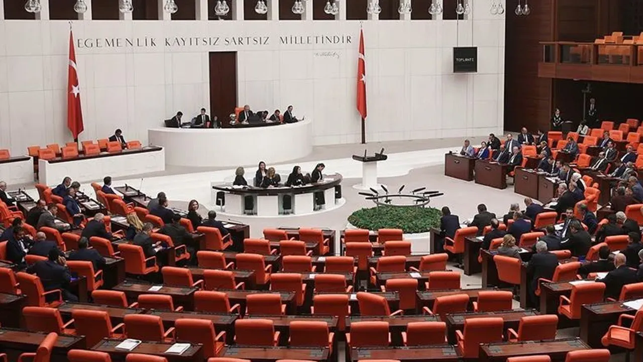 Meclis'te gündem ekonomi: Türkiye'nin 5 yıllık yol haritası görüşülecek