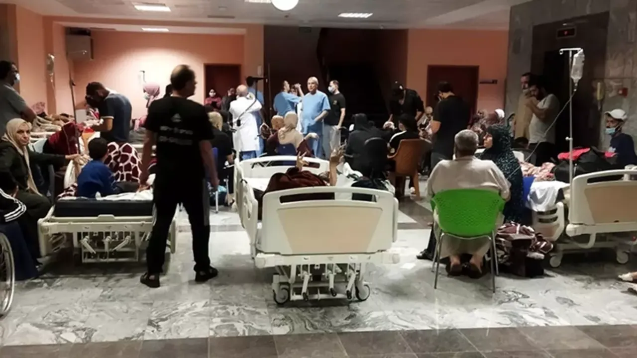İsrail'in hedefi olmuştu! Türkiye-Filistin Dostluk Hastanesi faaliyetlerini durdurdu