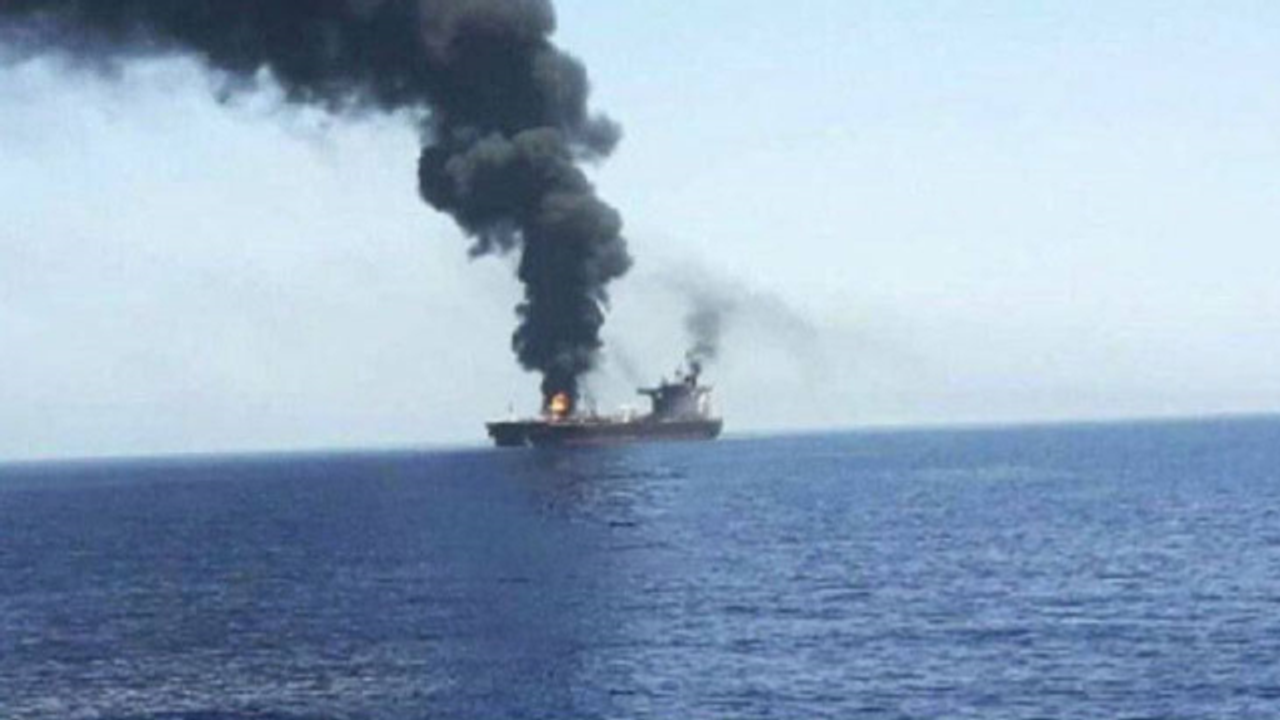 İsrailli milyarderin gemisi okyanusun ortasında saldırıya uğradı
