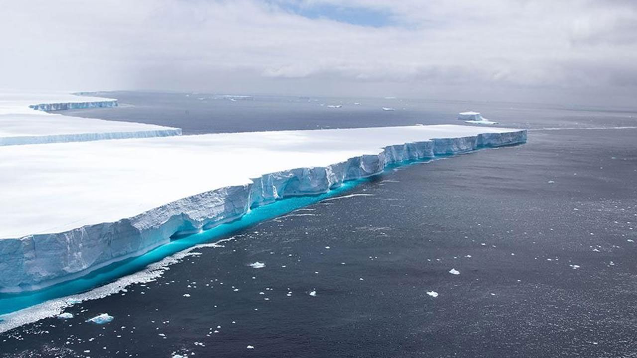 Antarktika'nın dev buzdağı 30 yıllık uykusundan uyanıyor: A23a harekete geçti