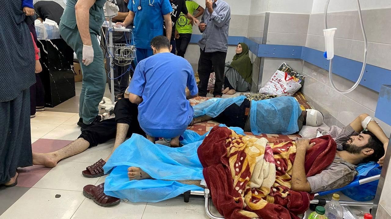 Şifa Hastanesi'nde mahsur kalanlar 8 gündür aç ve susuz