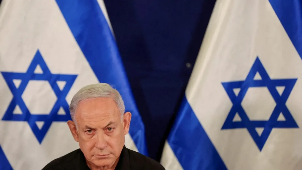 Oliver Stone: Netanyahu gerçekten deli