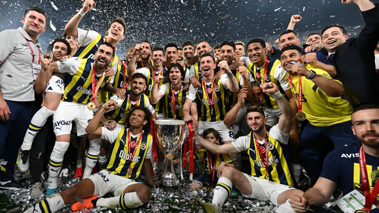 Kanarya pek çok ilke imza attı! İşte Fenerbahçe'nin 2023 karnesi