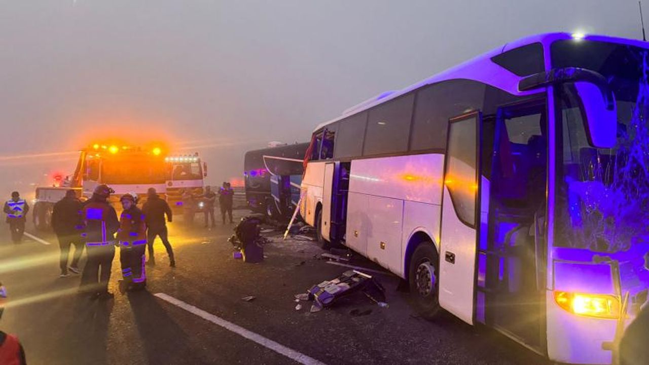 Kuzey Marmara Otoyolu'nda zincirleme kaza: 11 ölü, 57 yaralı