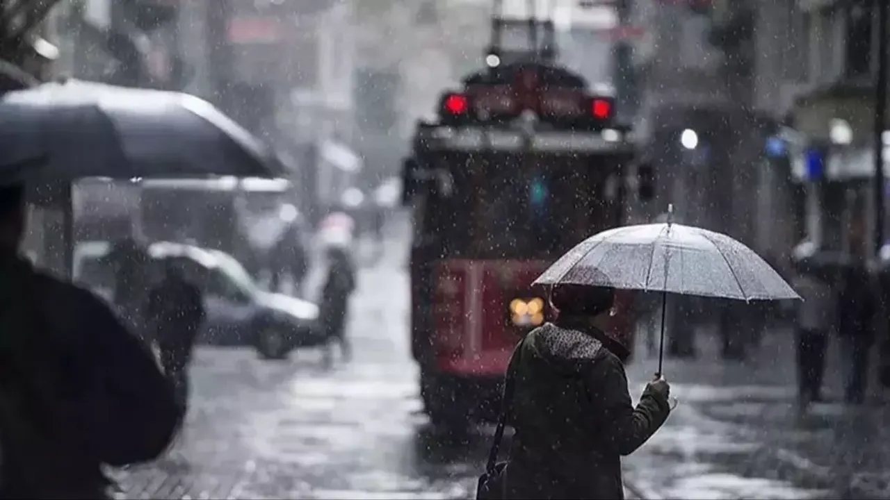 Meteoroloji turuncu uyarıda bulundu: Marmara ve Kuzey Ege'de sağanak bekleniyor