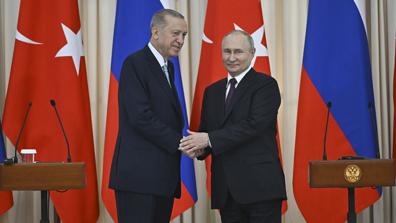Putin'den Cumhurbaşkanı Erdoğan'a Gazze övgüsü: Önemli ve öncü rol üstleniyor