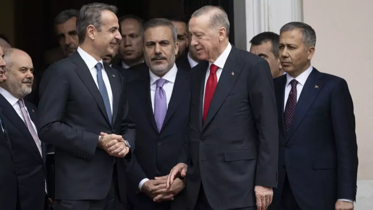Türkiye ve Yunanistan arasında yeni dönem! 3. ülke detayı dikkat çekti