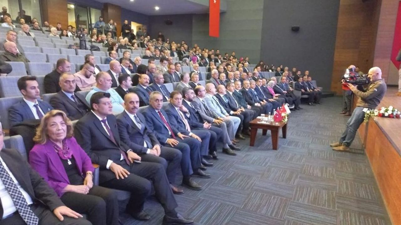 Türkiye'de Mühendis Olmak" konulu panel gerçekleştirildi