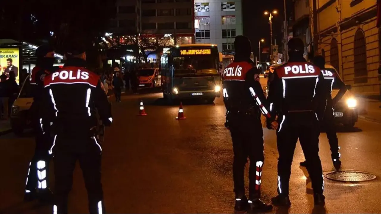 İstanbul'un 219 noktasında asayiş uygulaması! Aranan 539 kişi yakalandı
