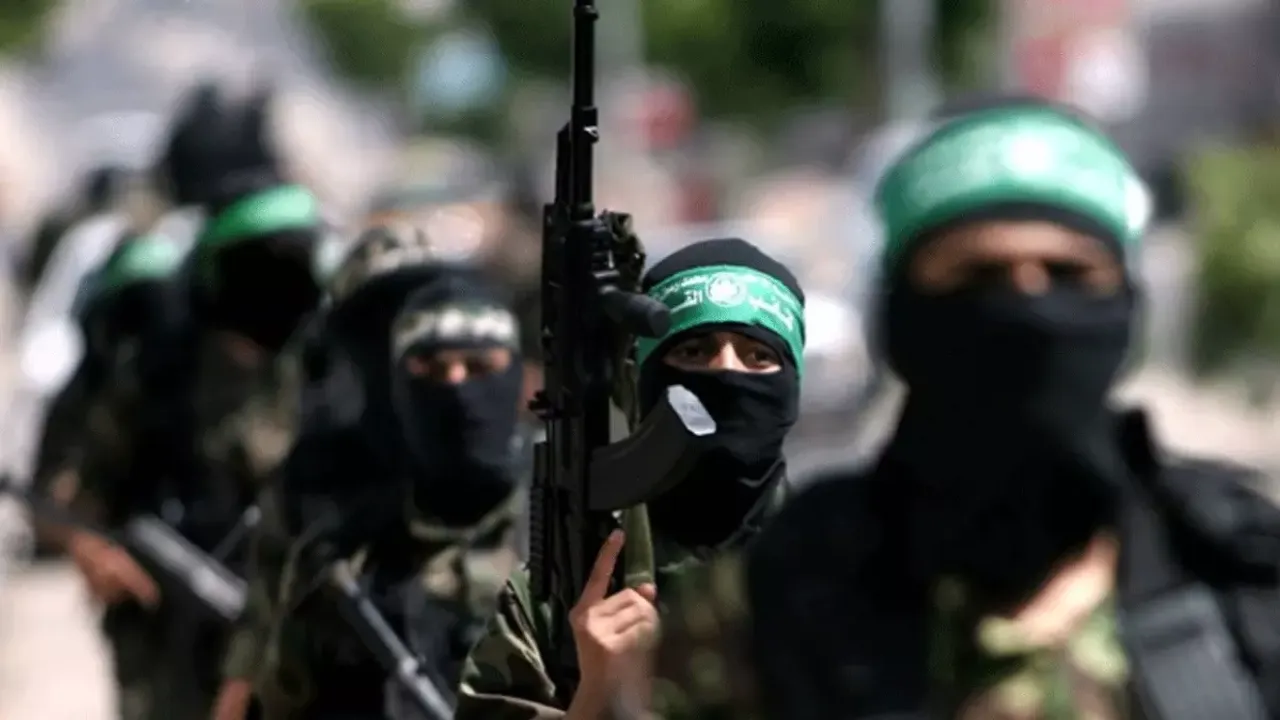 Hamas: İşgalci İsrail'in gazeteci Dahduh ile Süreyya'yı öldürmesi savaş suçudur