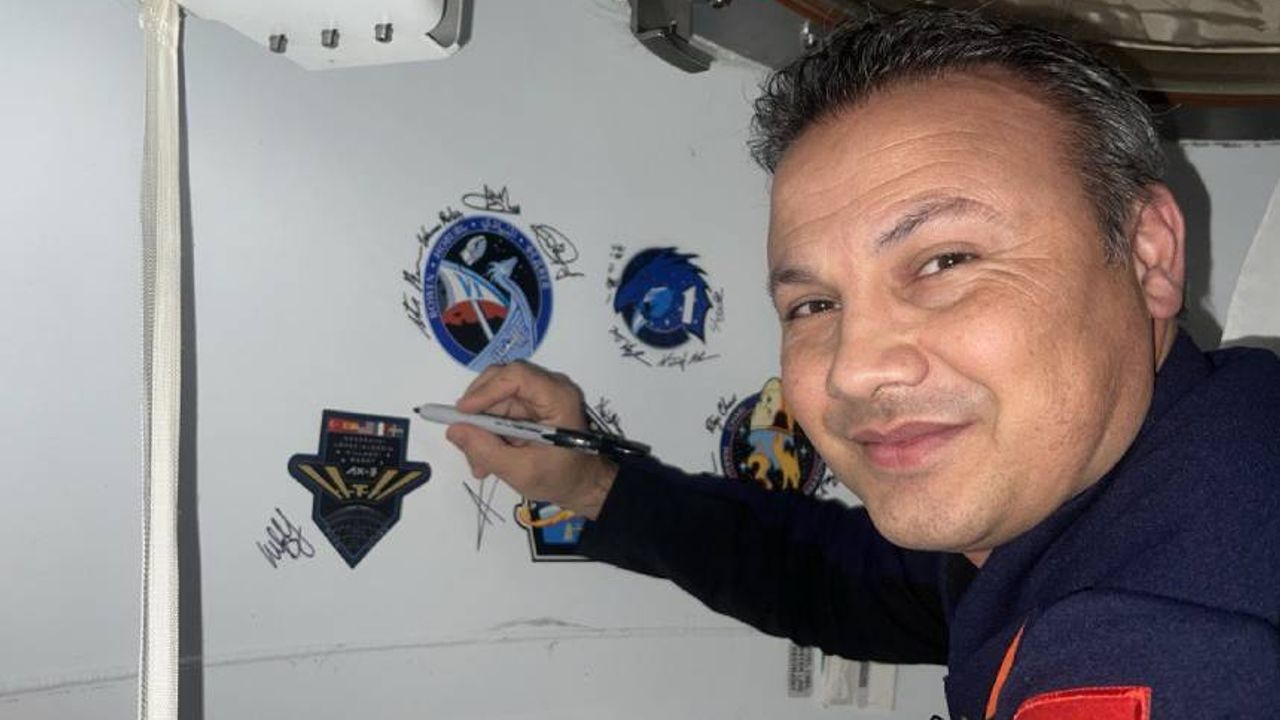 Alper Gezeravcı'dan yeni paylaşım: Uzayın sonsuzluğunda Türk imzası
