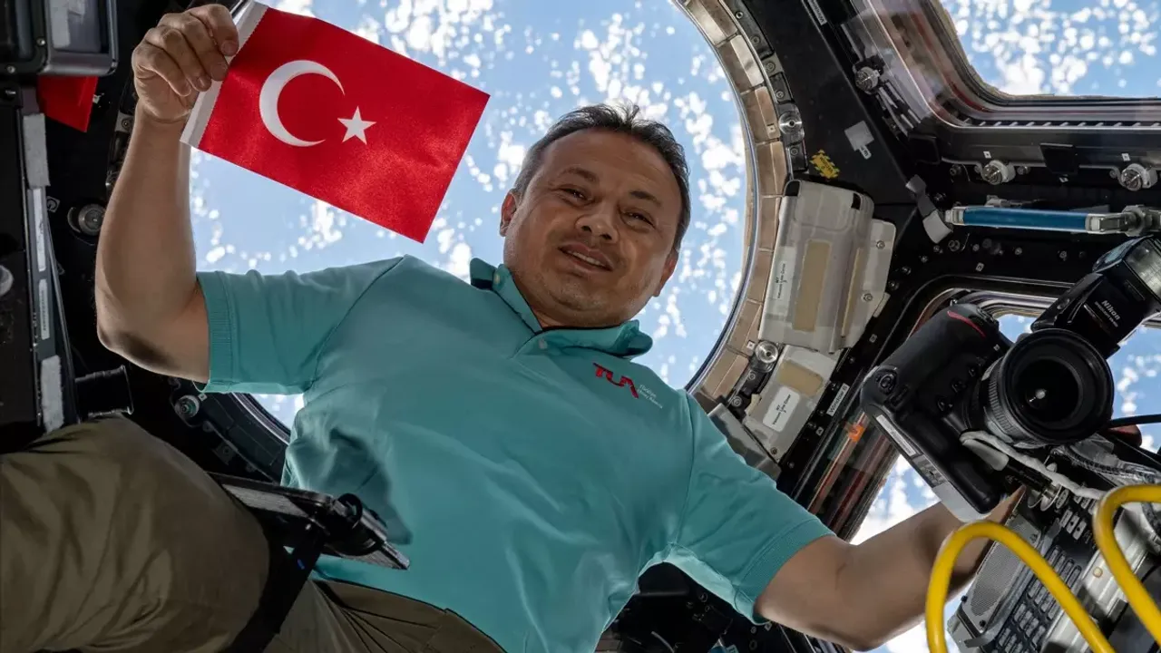 Astronot Gezeravcı'yı Dünya'da neler bekliyor? İşte o değişiklikler...