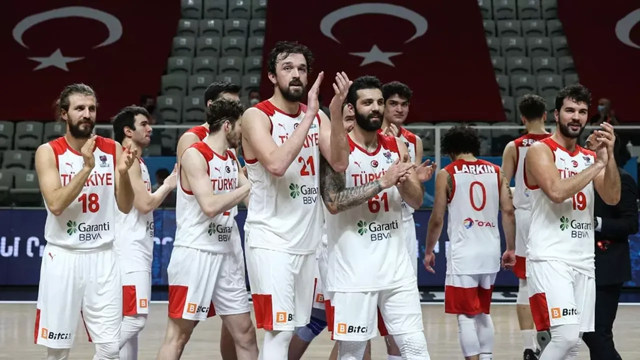 12 Dev Adam'ın EuroBasket Elemeleri kadrosu belli oldu