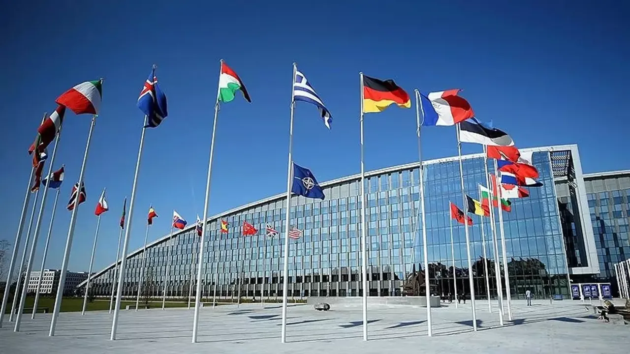 NATO'dan Avrupa ülkelerine "silah üretimini artırın" çağrısı