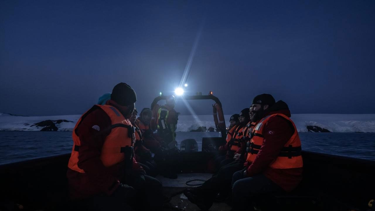 90 saatlik yolculuk sona erdi: Türk bilim ekibi hedefe ulaştı